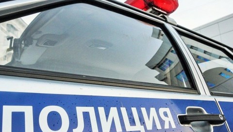 Жительница Невельского района ответит в суде за кражу денег